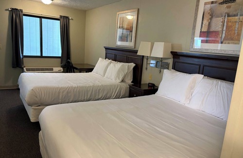 Broken Bow Hotel | Boarders Inn & Suites by Cobblestone Hotels – Broken Bow