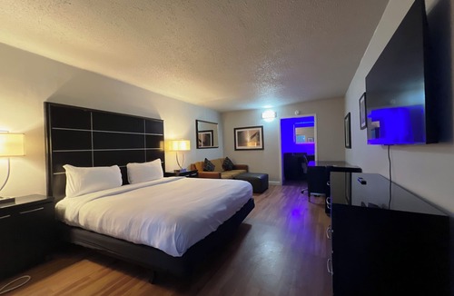 Lafayette Hotel | Boardwalk Suites Lafayette