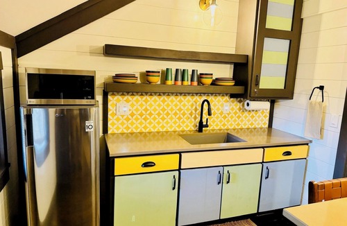 Ashland Cabin | Boho - Safari Canvas Cabin | 1 Bed, 1 Bath