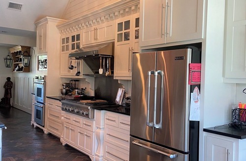 Rockwall House | BOOK FOR THE WORLD CUP-5 Bed Farmhouse with Pool, Pond, 45 minutes from stadium