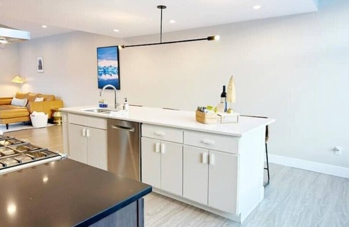 South Addition House | Bootlegger’s Nest