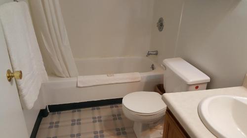 Fairbanks Hotel | Borealis Inn