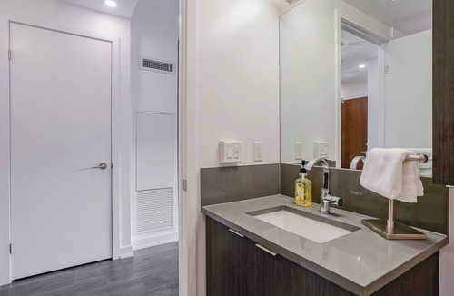 Fort York Apartment | Boutique Bachelor
