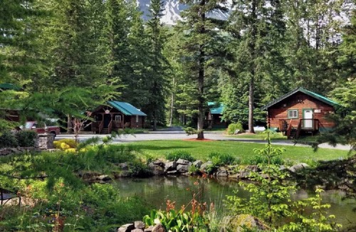 Bear Creek Cabin | Box Canyon "Moose Cabin"-4 bed, private bath, WIFI