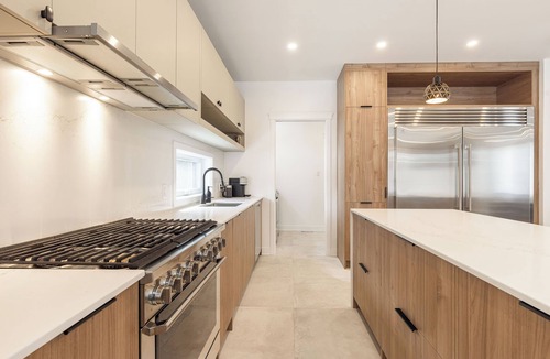 Notre-Dame-de-l'Ile-Perrot House | Brand new 4 bedroom spacious home with luxury kitchen. 30 min from Montreal.