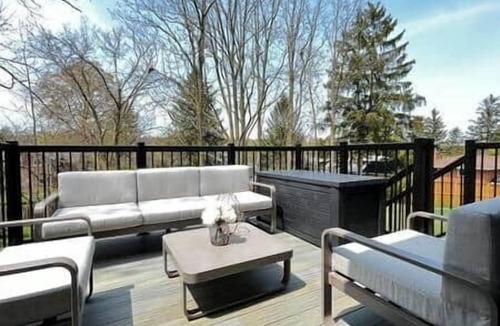 Rosemount House | BRAND-NEW LUXURY SUITE in DOON SOUTH, min to 401