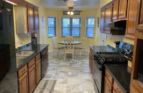 Harrison House | Breezy Beach is a cozy unique home close to it all .