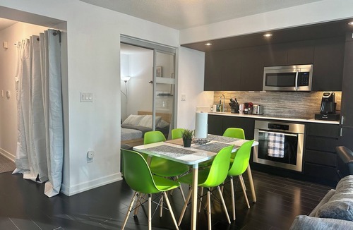 CityPlace Apartment | Bright 2 Bedroom Suite