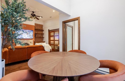 Shaughnessy Village Apartment | Bright Montreal Loft, Trendy Downtown Escape