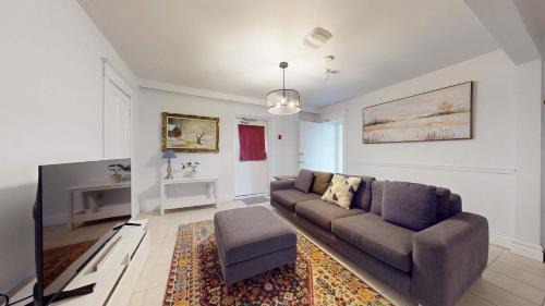 Earlscourt House | Bright & Spacious Private Room in Corso Italia