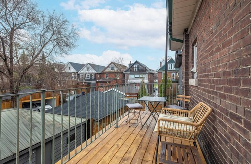 High Park North Apartment | Bright + Stylish Apartment in High Park/Junction