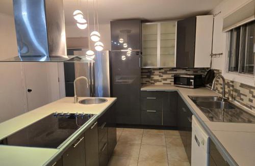 Brossard House | Brossard home2