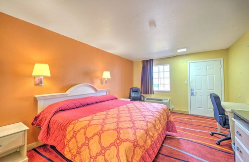 Harker Heights Hotel | Budget-Friendly Military Base: 5 Mi to Fort Cavazos | Free Parking