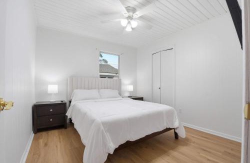 Lafayette Apartment | Byron St 5BR single Unit Downtown Lafaytte