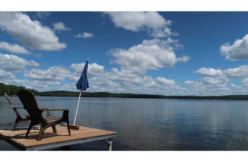 Irondale Apartment | Charming waterfront mini-cottage on peninsula, footsteps to water's edge