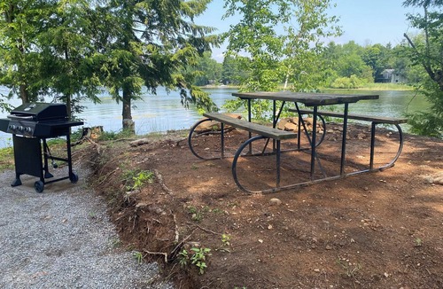 Seeleys Bay Cottage | Rideau Coast Cottages -The Cape