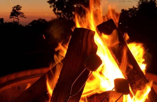 Sainte-Marguerite-du-Lac-Masson Cabin | Vrbo Property