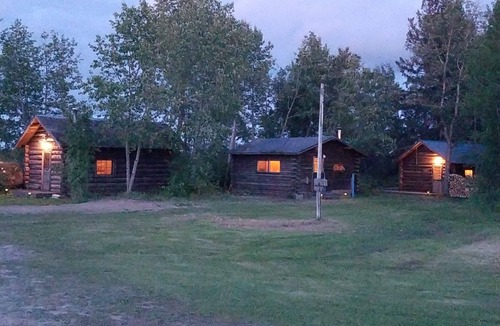 West Central Saskatchewan Cabin | Cabin #6 - Rustic Cabin at Delaronde Resort