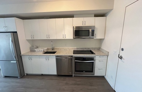 East Village Condo | Calgary downtown modern condo 2 bed 2bath next to library, no smoke no pet