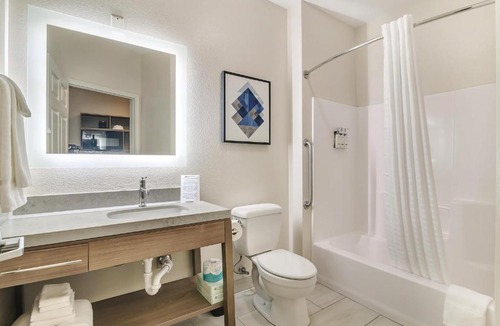 Longview Hotel | Candlewood Suites Longview by IHG