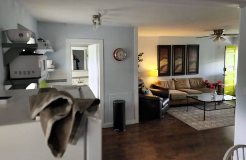 Shawnee Apartment | Captivating Shawnee Hideaway KSSHQU5616
