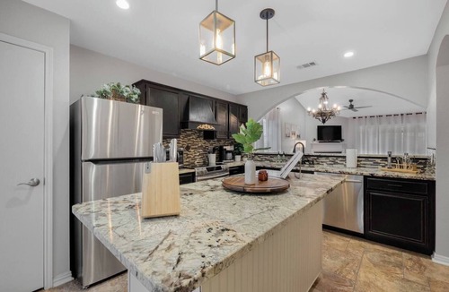 Summerfields House | Casa Amigos/Cozy Getaway Near MAJOR INTERNATIONAL SPORTING EVENT