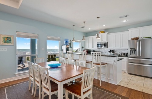 Crystal Beach House | Casa Azul- Beachfront, private walkover, cargo lift, amazing Gulf views!
