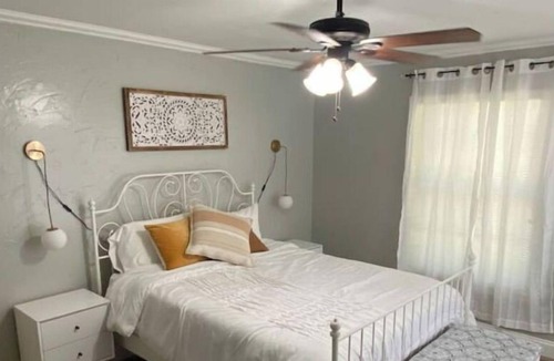 Dean Highland House | Casa de Reyes