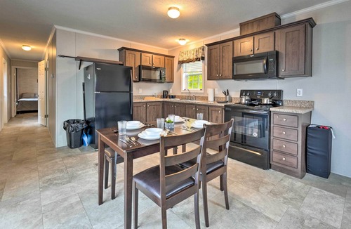 Cassopolis Cabin | Cassopolis Cabin Close to Parks & Fishing!