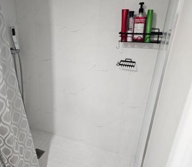 Niagara Apartment | Central Signature Stay Downtown-Direct Transit to BMO Field Union & Free Wifi