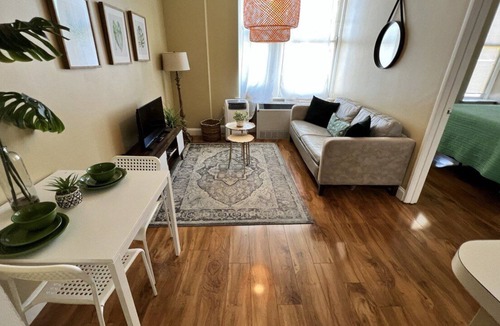 Downtown Memphis Apartment | Centrally Located 1BR Apartment