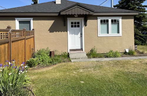 Fairview House | Centrally located in Anchorage