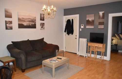 Yonge and Lawrence Apartment | Centrally located, one bedroom, 3rd floor walkup. Ideal for business traveler