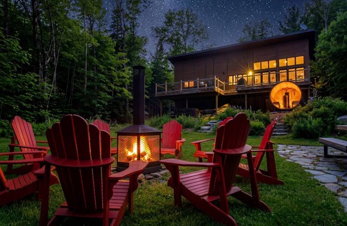 Sainte-Emelie-de-L'Energie Apartment | Chalet Serenia on Lake Beaudoin