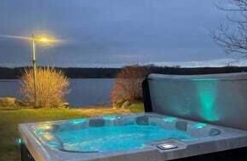Saint-Andre-d'Argenteuil Ski Chalet | Chalet de la Rive Sum