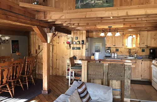Saint-Mathieu-du-Parc Ski Chalet | Chalet de la Presqu'île, private spa