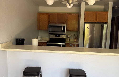 Sand Lake Apartment | Charming 2-bedroom apartment in Anchorage