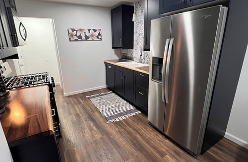 Flat Rock Condo | Charming 2-bedroom condo in fantastic Flat Rock with WiFi, AC