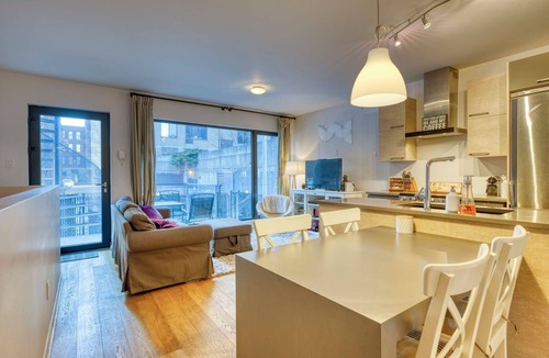 Milton Park Condo | Charming 2-bedroom condo with WiFi, AC in wonderful Montreal