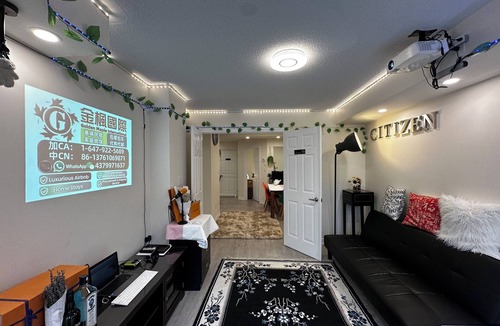 L'Amoreaux House | Charming 2-bedroom townhome in Toronto, Convenient, Comfortable, Cozy.
