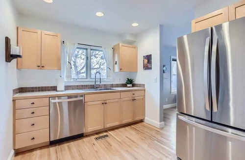 Lower Arapahoe House | Charming 3-BDR Cottage: Downtown Boulder