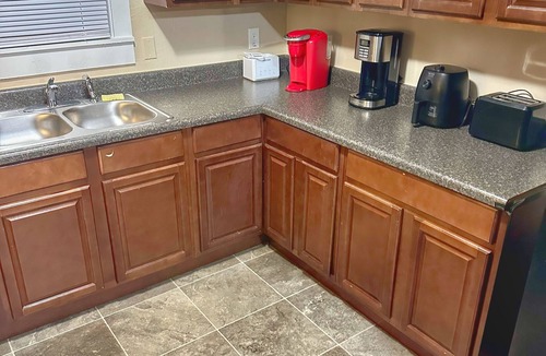 Capitol Hill House | Charming 3-bedroom house in lovely Little Rock with WiFi, AC