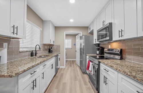 Bedford House | Charming Bedford 4BR Gameroom - World Cup Welcome!