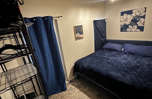 Elmo House | Charming building with 1 bedroom and AC, WiFi in superb Kaufman