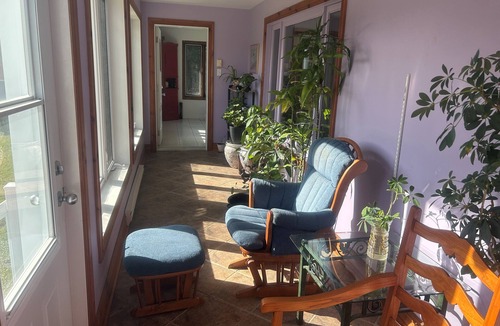 Saint-Alexis-des-Monts Cottage | Charming Riverside 3BR Cottage in Saint-Alexis-Des-Monts.