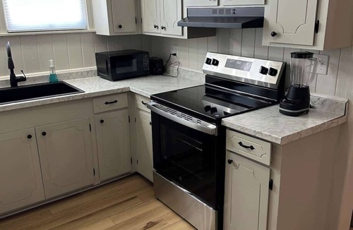 Lufkin House | Charming Downtown Home