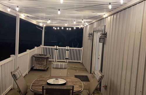 Heath House | Charming gated 2BR2bath Guest House in Heath, kid &pet friendly +long term stays