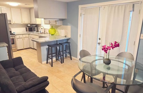 South Oklahoma City House | Charming quiet 3-bedroom house in nice neighborhood