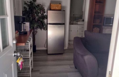 Plano Apartment | Charming studio in peaceful Plano with AC