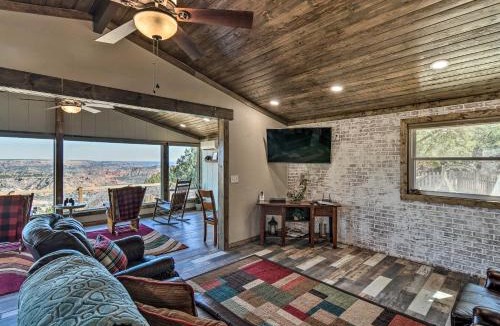 Canyon House | Charming Texas Home w/Stunning Canyon Views!